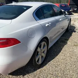 JAGUAR XE 2.0 180CV